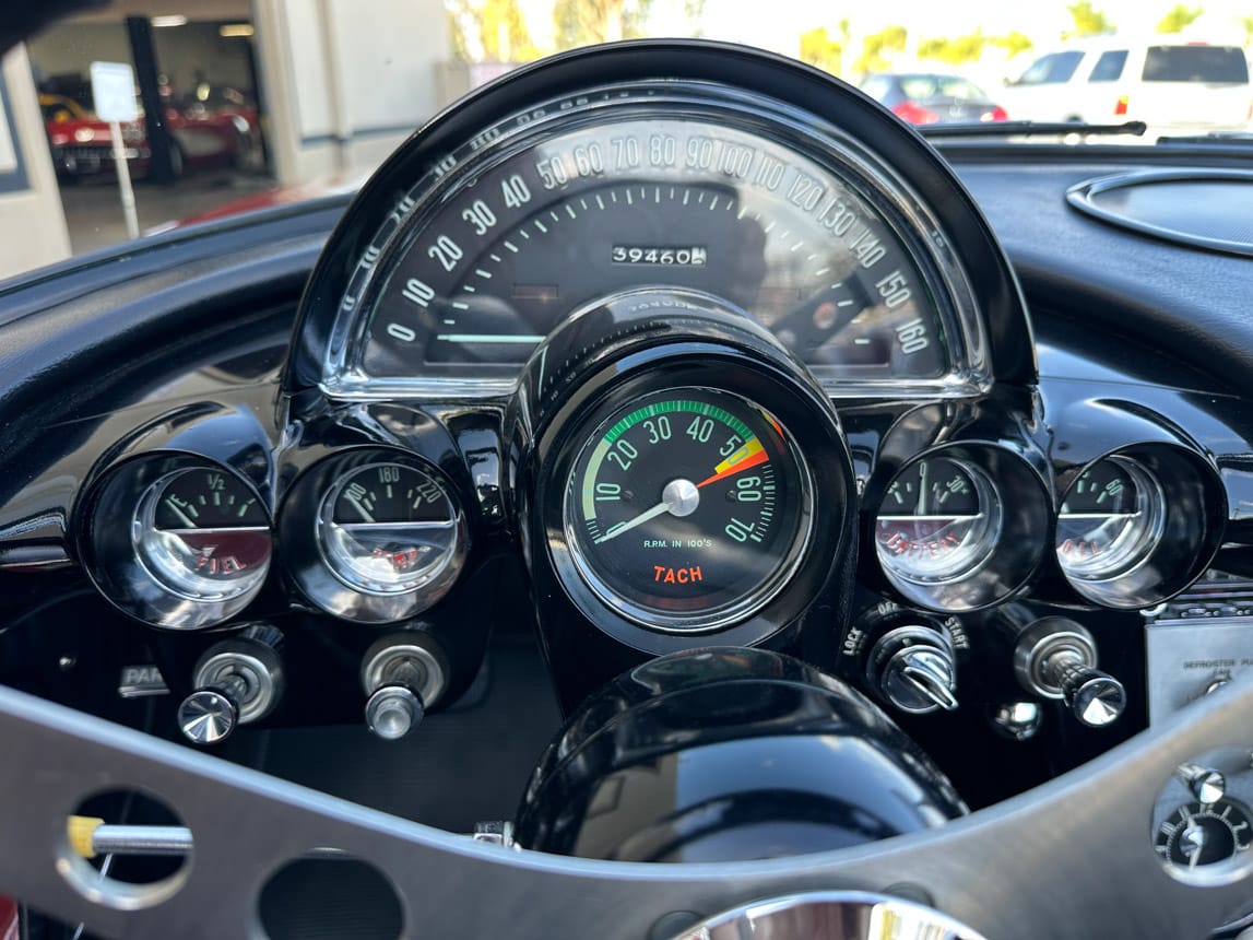 1962 Maroon Corvette 2962