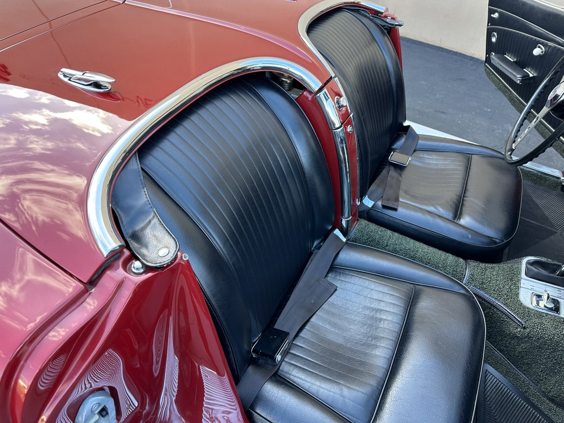 1962 Maroon Corvette 2967