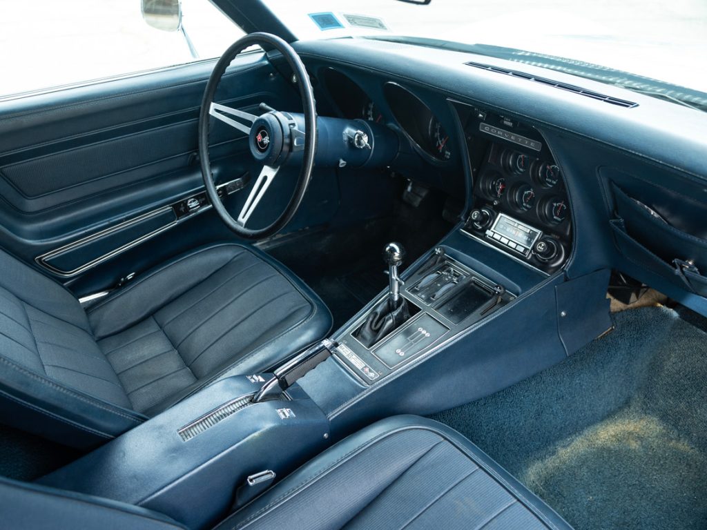 1974 White Corvette Convertible 8424