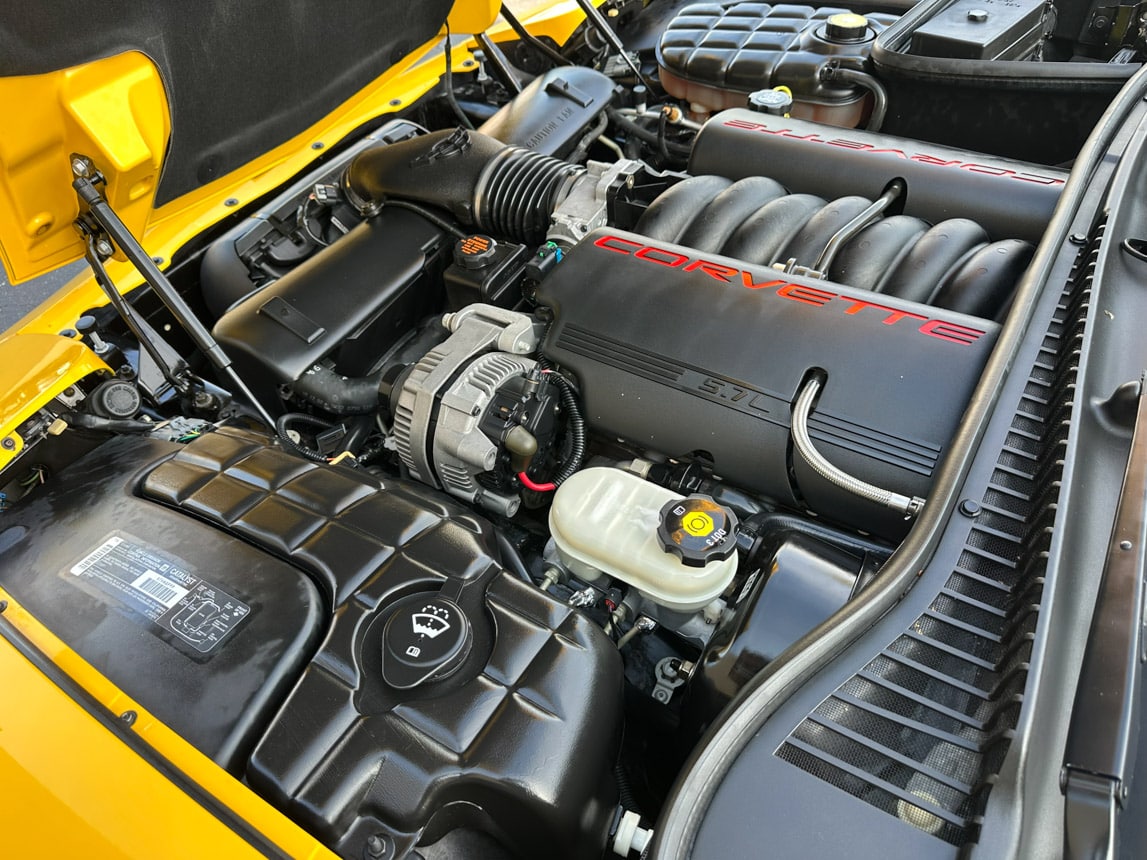 2003 Yellow Corvette Coupe 2615