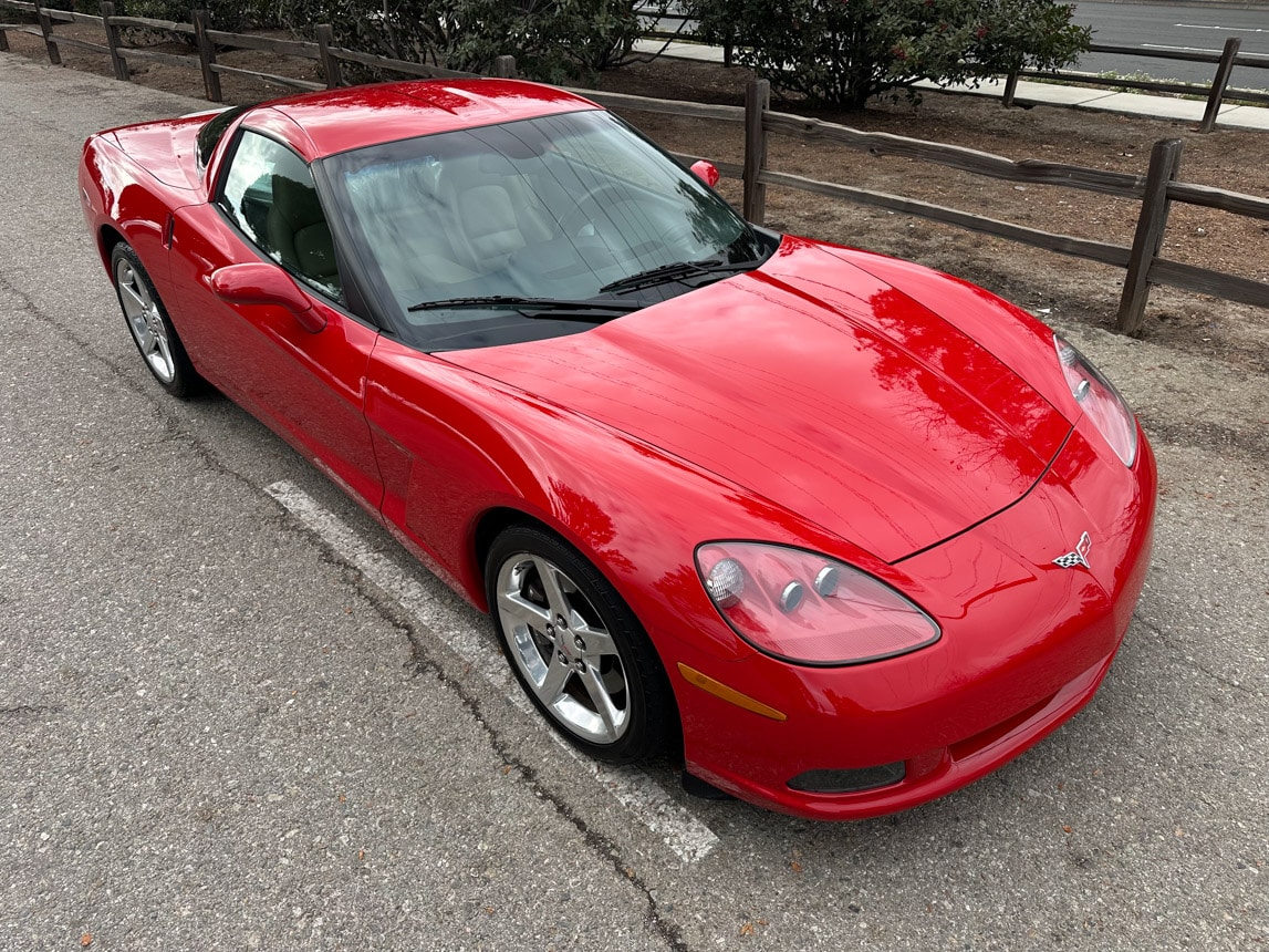 2005 Red Corvette Coupe 2812