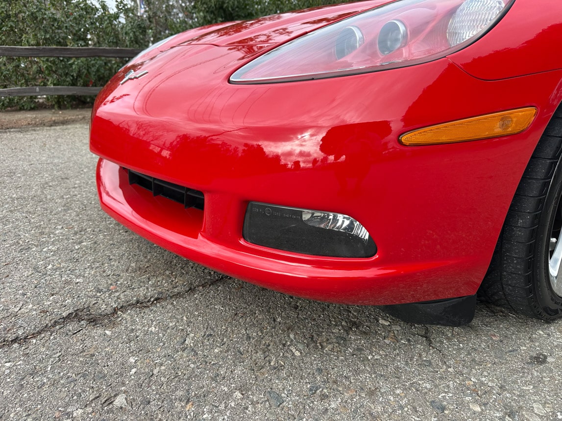 2005 Red Corvette Coupe 2820