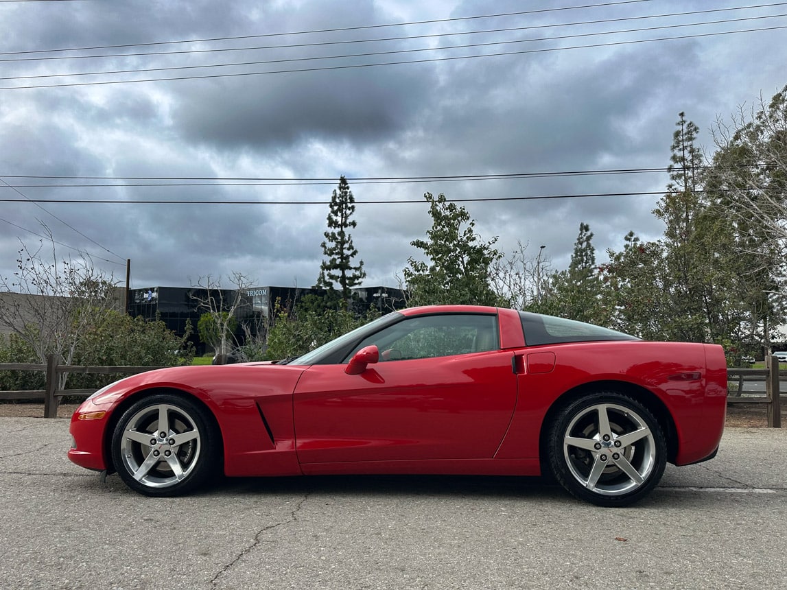 2005 Red Corvette Coupe 2821