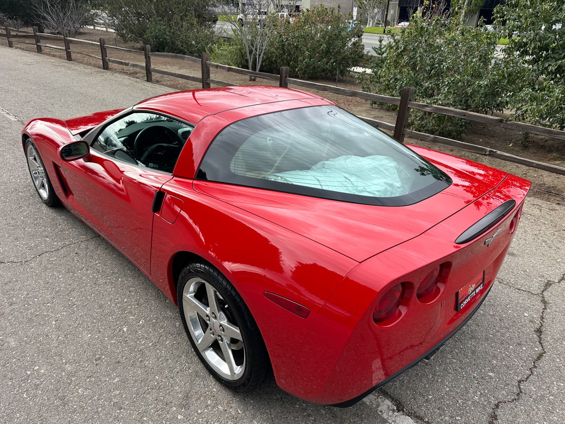 2005 Red Corvette Coupe 2822