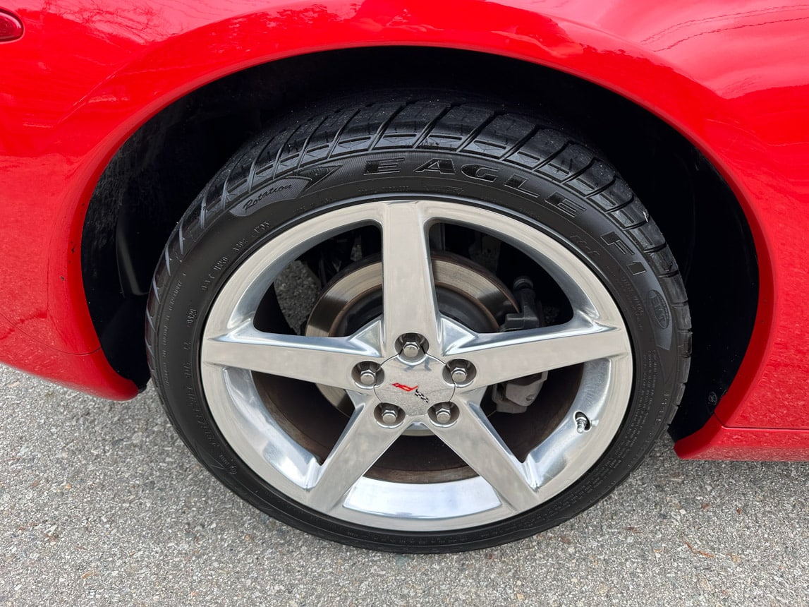 2005 Red Corvette Coupe 2831