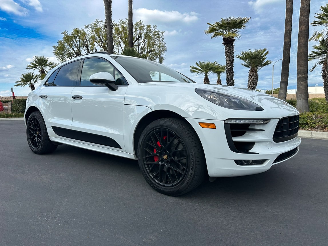 2018 White Porsche Macan 2694