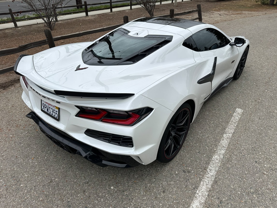 2023 Corvette Z06 White 2631