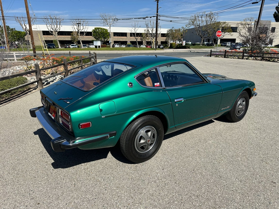 1974 Green Datsun 260Z with Factory AC 3352