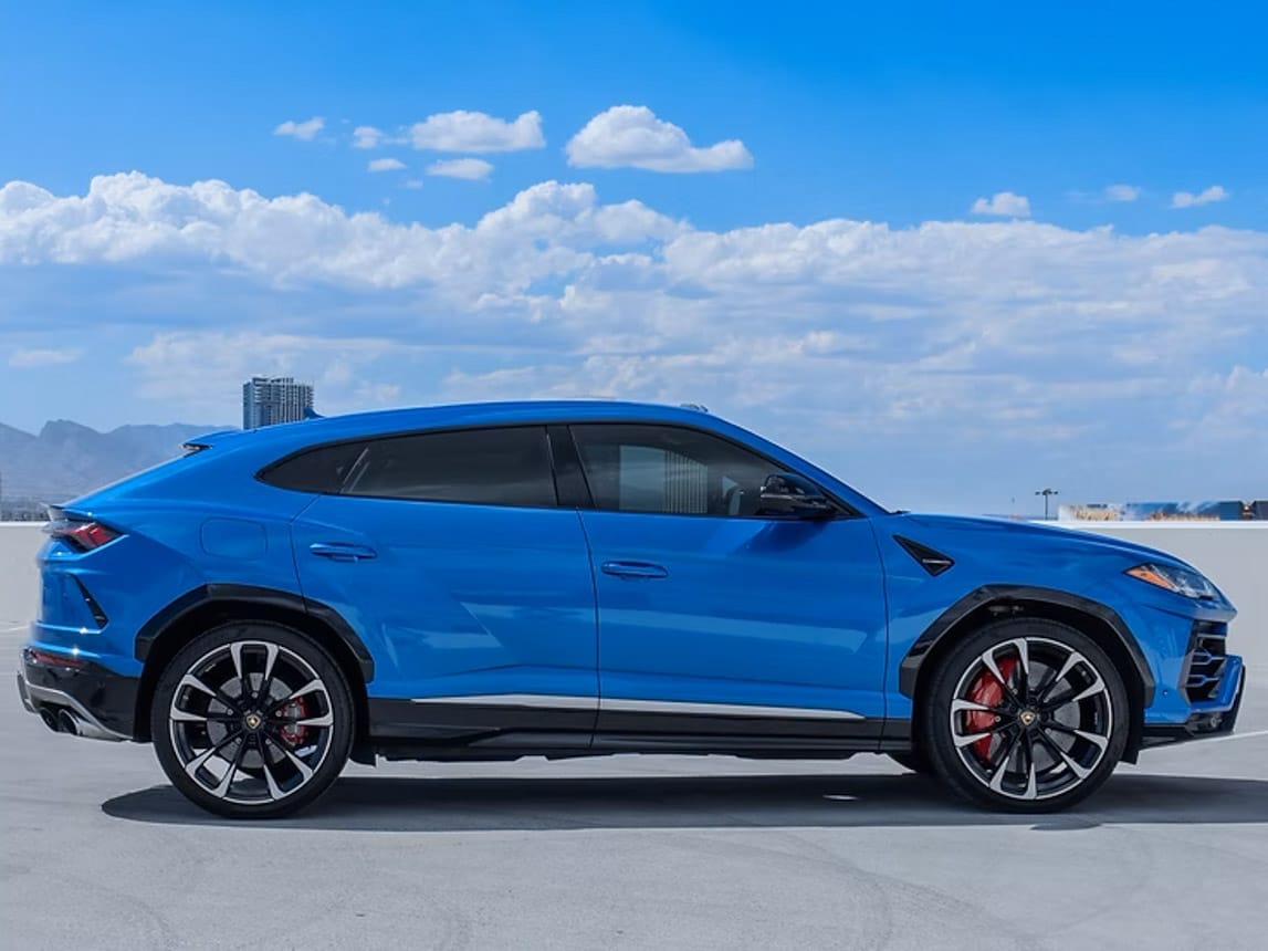 2020 Blue Lamborghini Urus 4