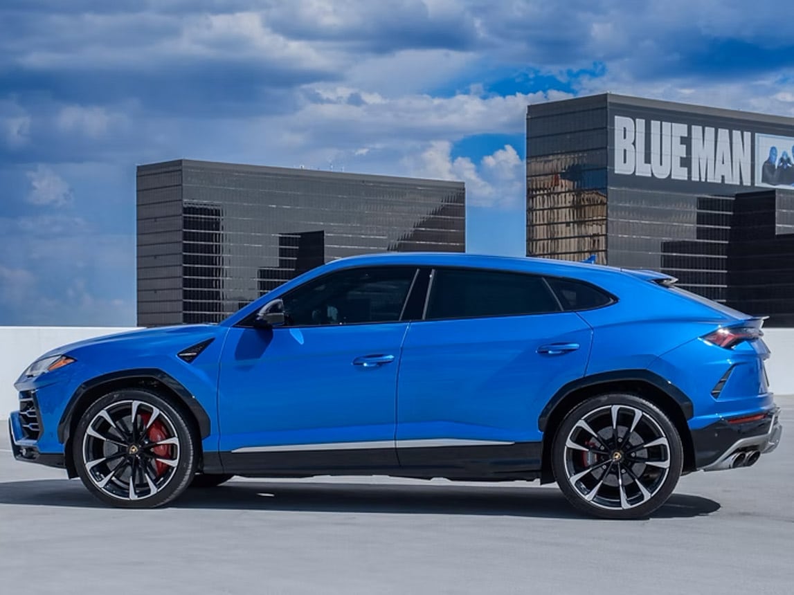 2020 Blue Lamborghini Urus 8