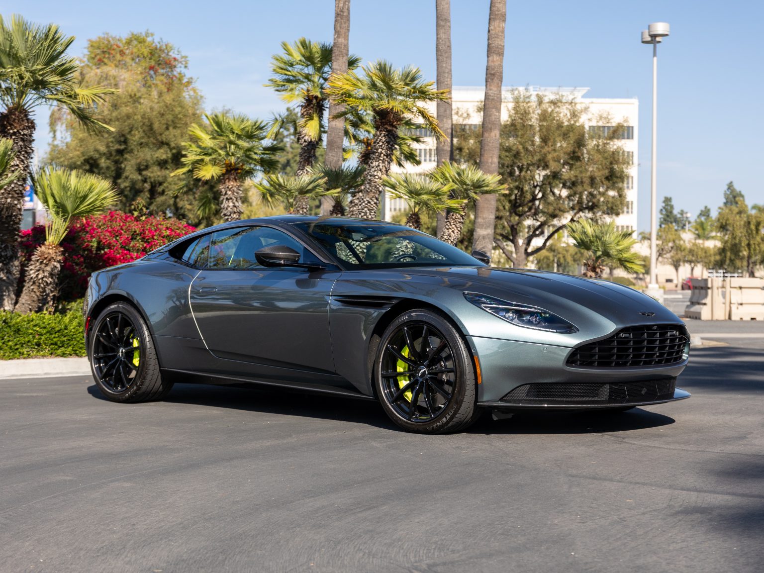 3 25 Aston DB11 (13 of 112)
