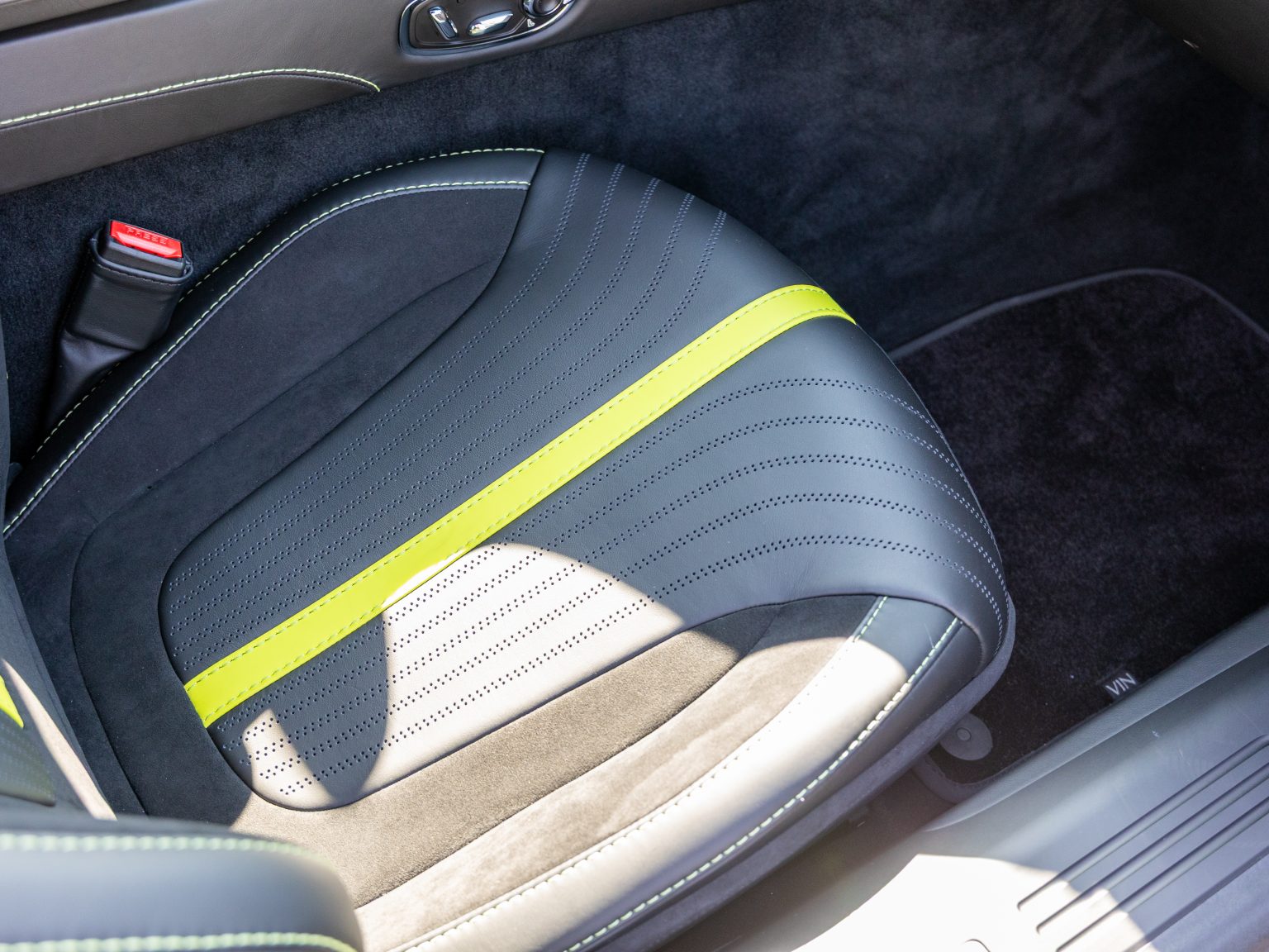 3 25 Aston DB11 (75 of 112)