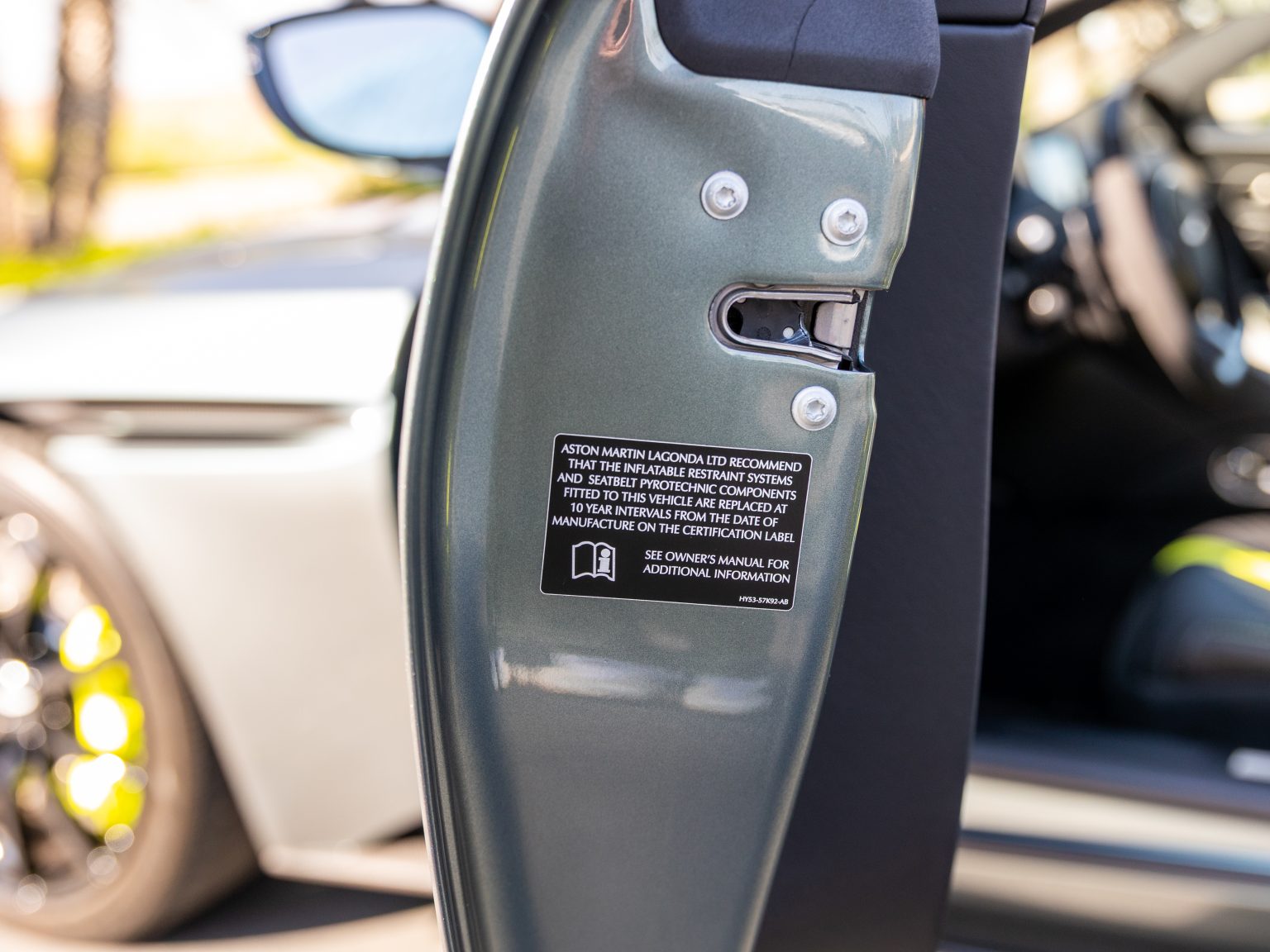 3 25 Aston DB11 (88 of 112)