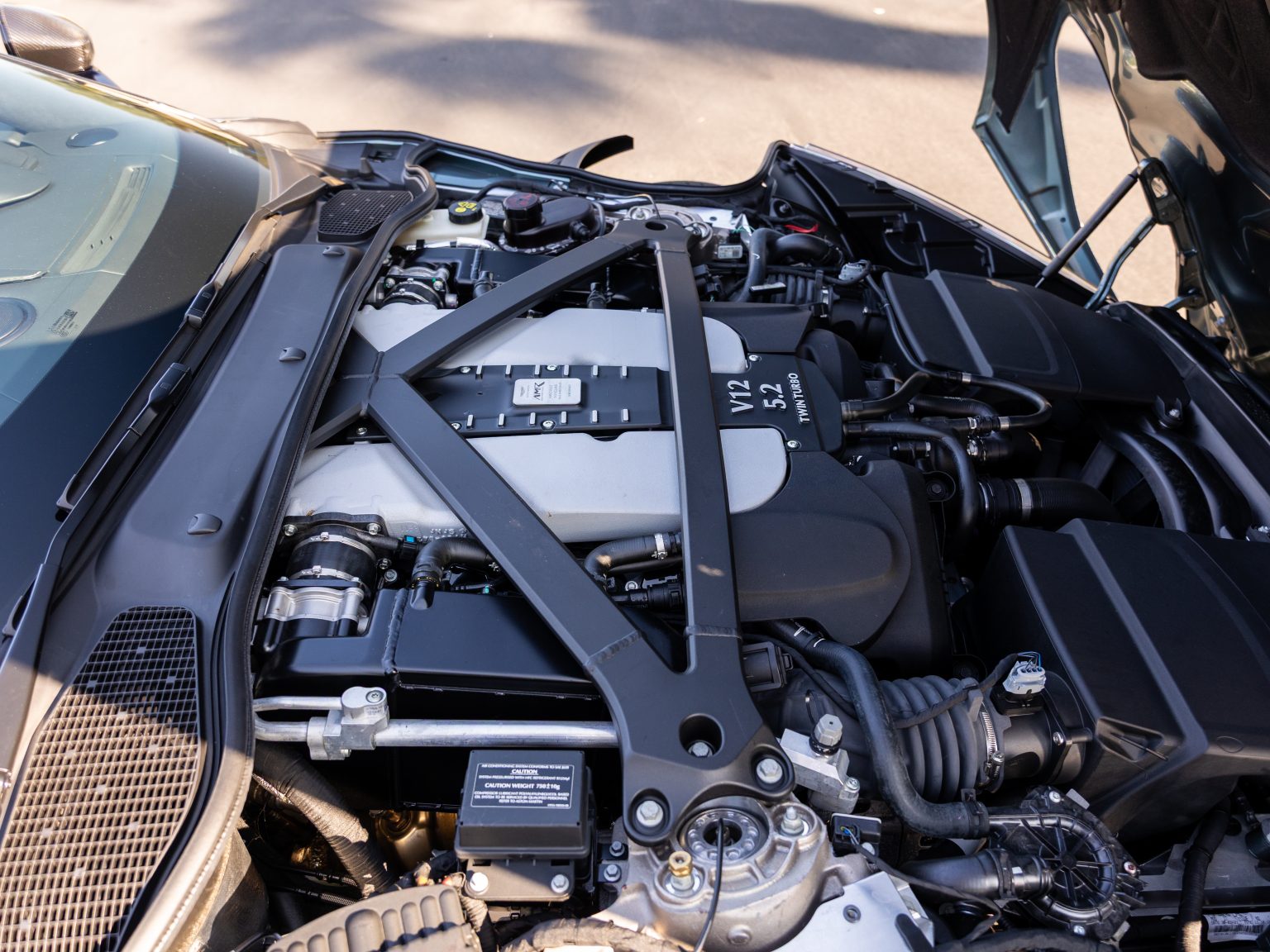 3 25 Aston DB11 (94 of 112)