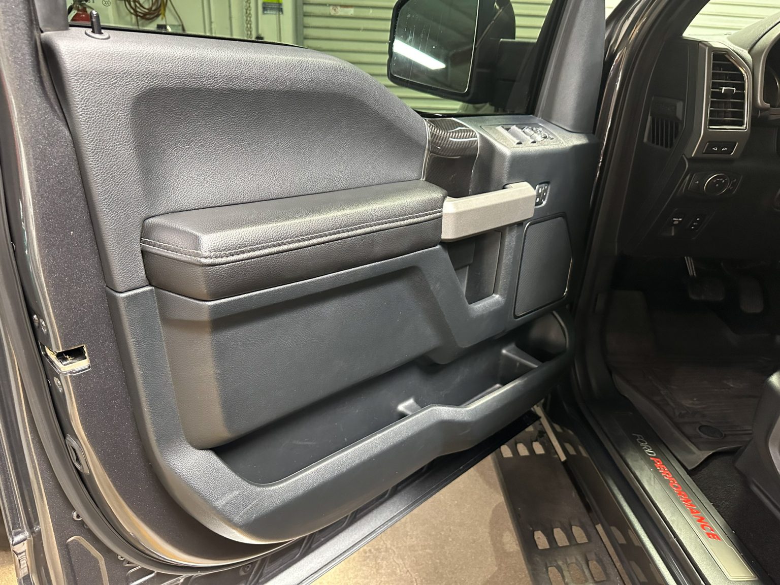 BaT 2020 Ford F 150 Raptor 3471