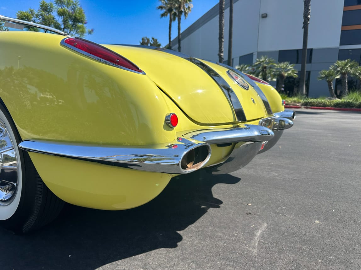 1958 Panama Yellow Corvette 6104
