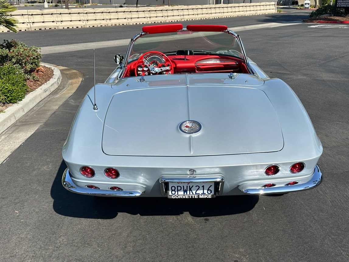 1962 Sateen Silver340 hp Corvette 5975