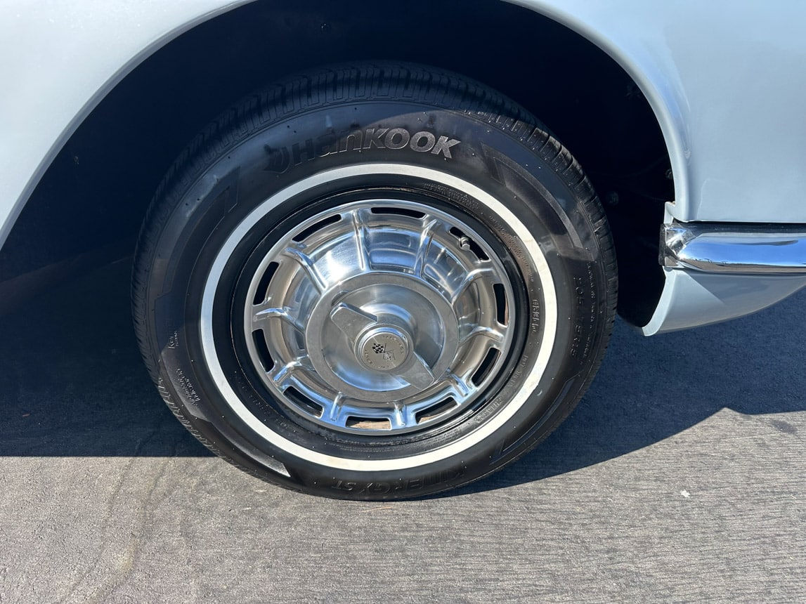1962 Sateen Silver340 hp Corvette 5983