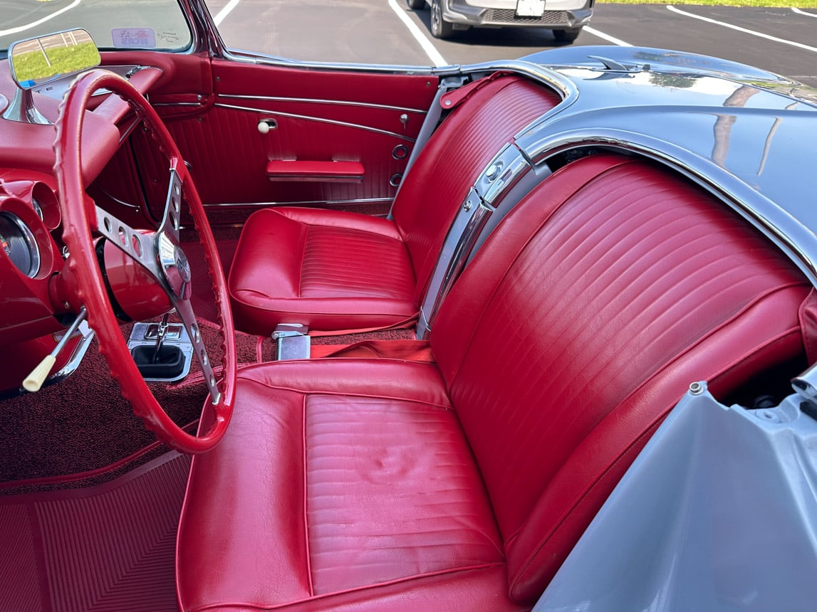 1962 Sateen Silver340 hp Corvette 5990