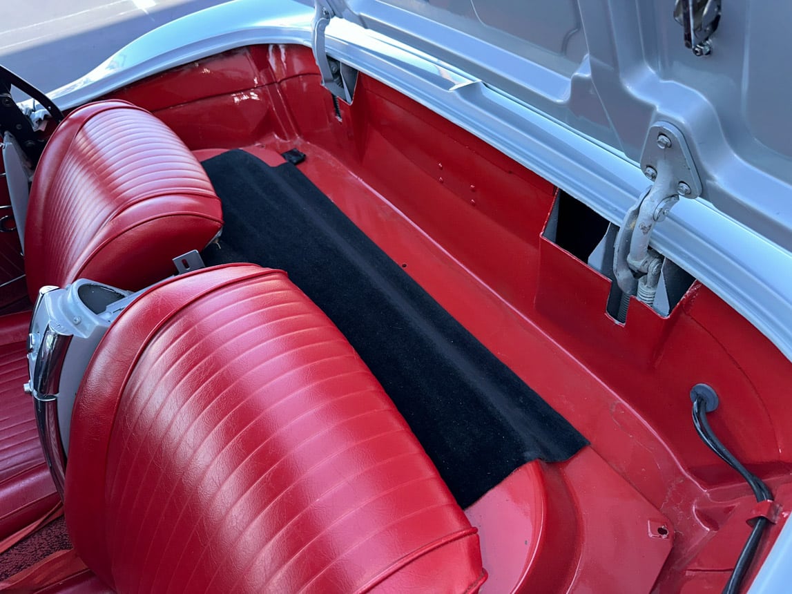 1962 Sateen Silver340 hp Corvette 6026