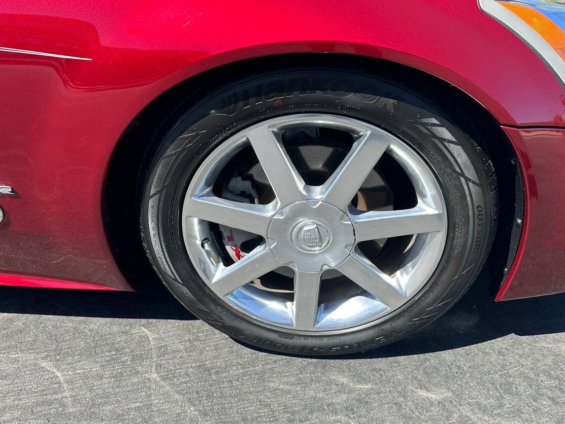 2006 Burgandy Cadillac XLR 6173