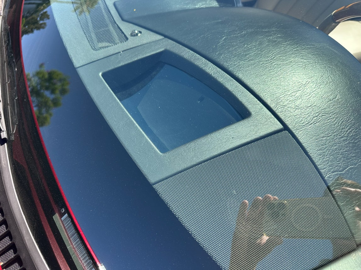 2006 Burgandy Cadillac XLR 6185