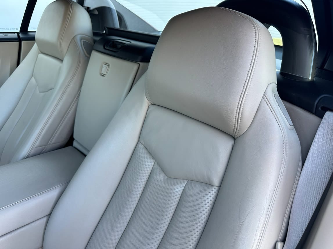 2006 Burgandy Cadillac XLR 6198