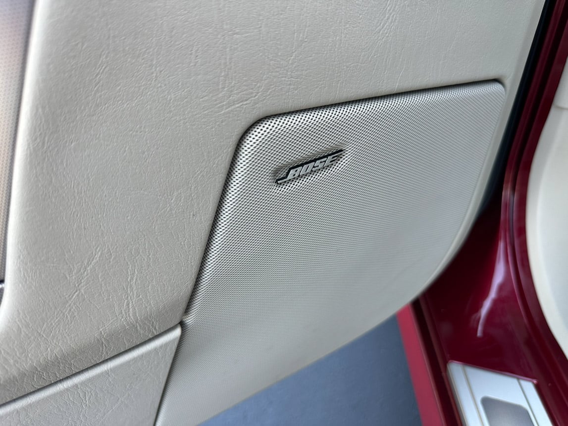 2006 Burgandy Cadillac XLR 6202