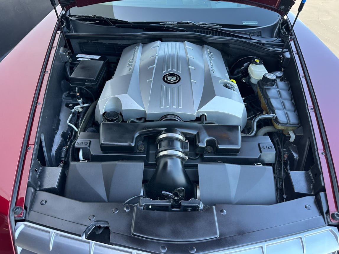 2006 Burgandy Cadillac XLR 6223