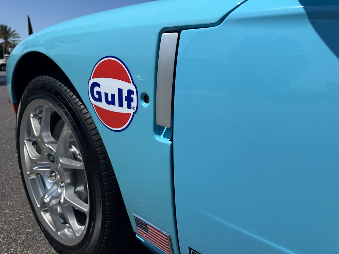 2006 Blue Ford GT 6881
