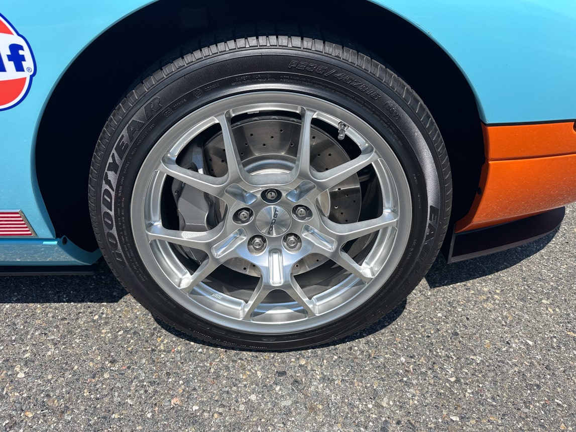 2006 Blue Ford GT 6892