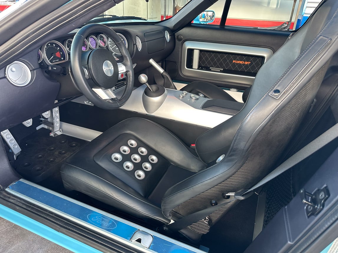 2006 Blue Ford GT 6899