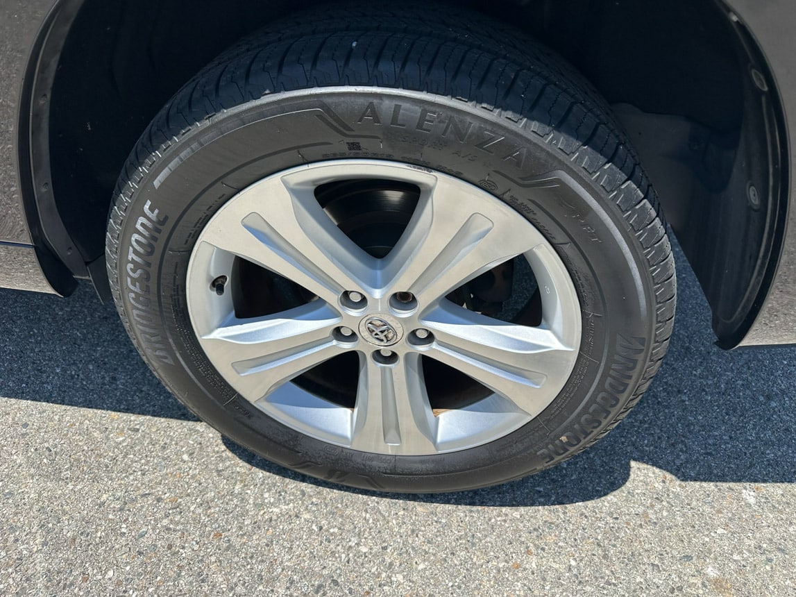 2008 Black Toyota Highlander 7106