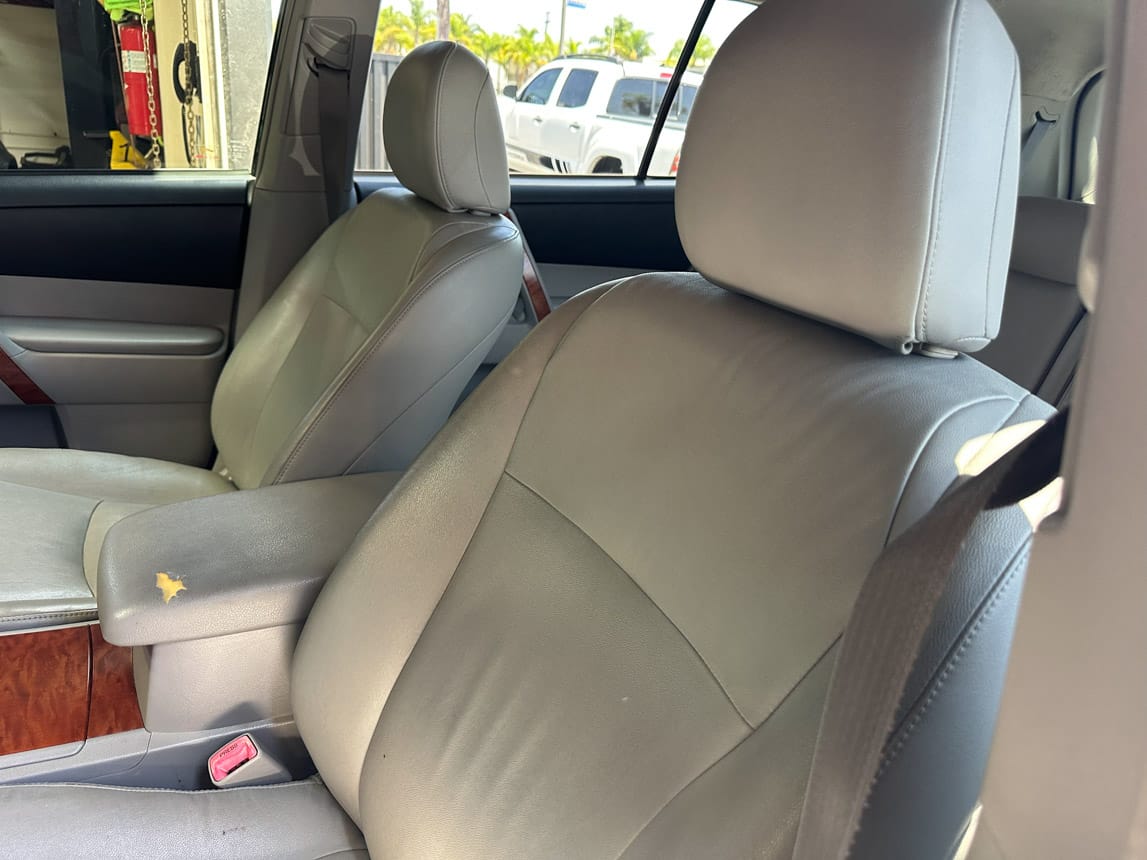 2008 Black Toyota Highlander 7113