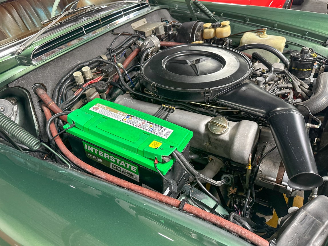 1971 Green Mercedas Benz 280SE 7572
