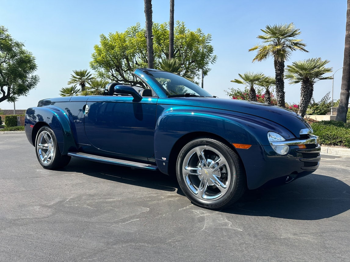 2006 Blue Chevy SSR Pick UP 7296