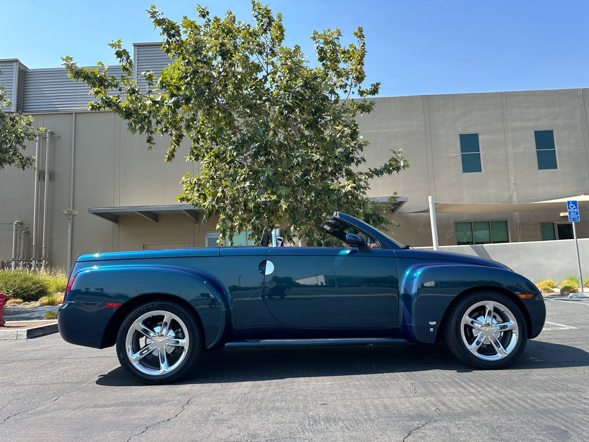 2006 Blue Chevy SSR Pick UP 7297