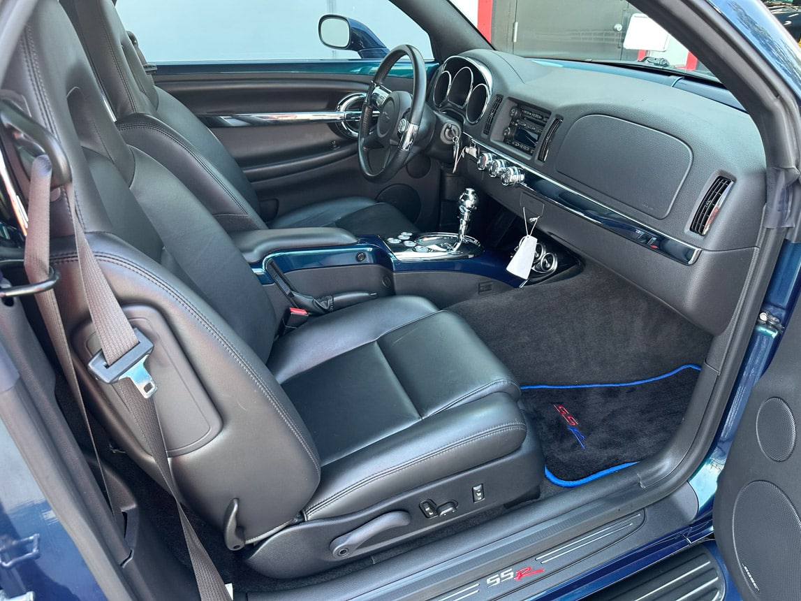 2006 Blue Chevy SSR Pick UP 7331