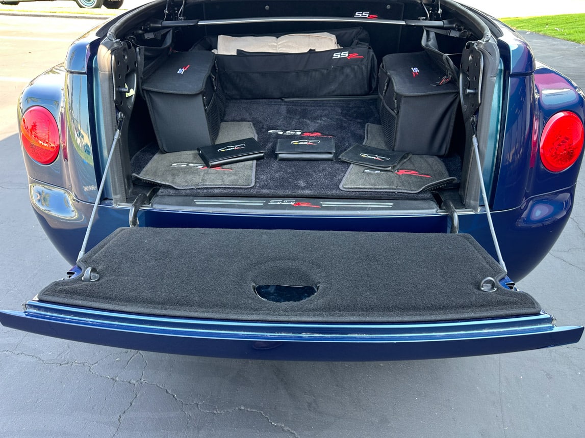 2006 Blue Chevy SSR Pick UP 7362