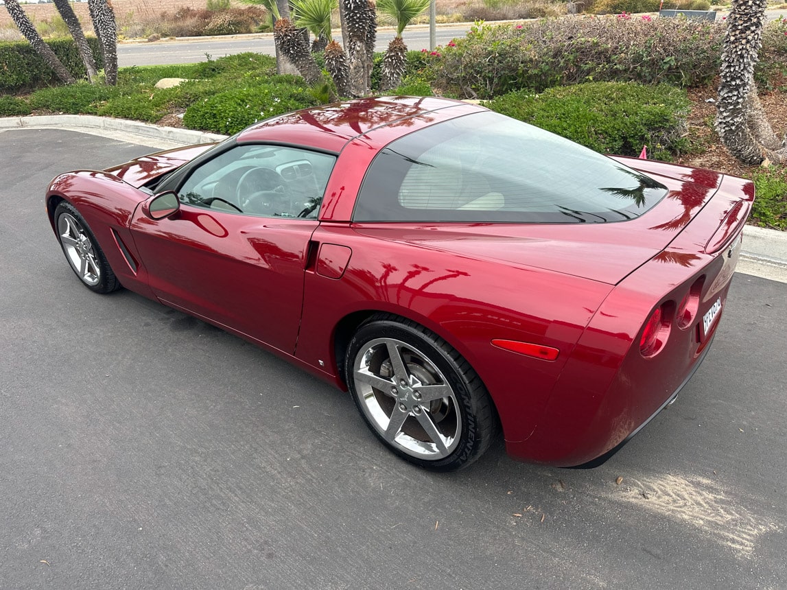 2006 Burgandy Corvette Coupe 7669