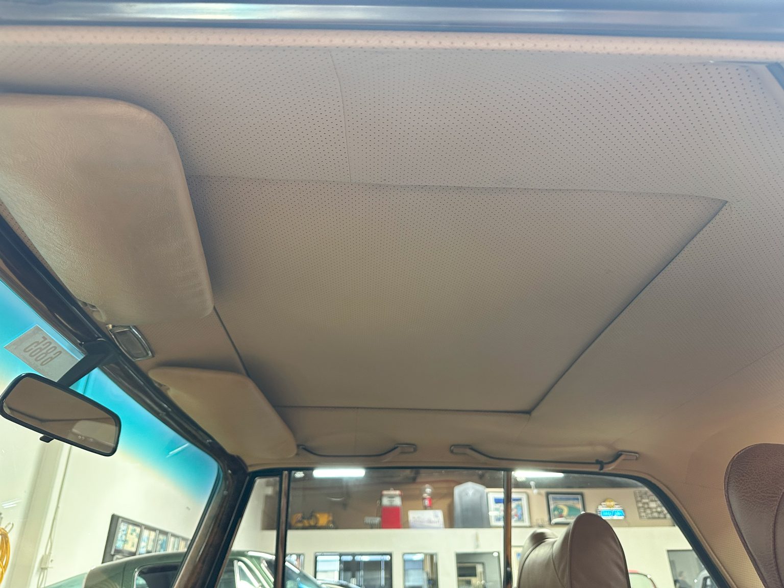 C&B 1971 Green Mercedas Benz 280SE 9539