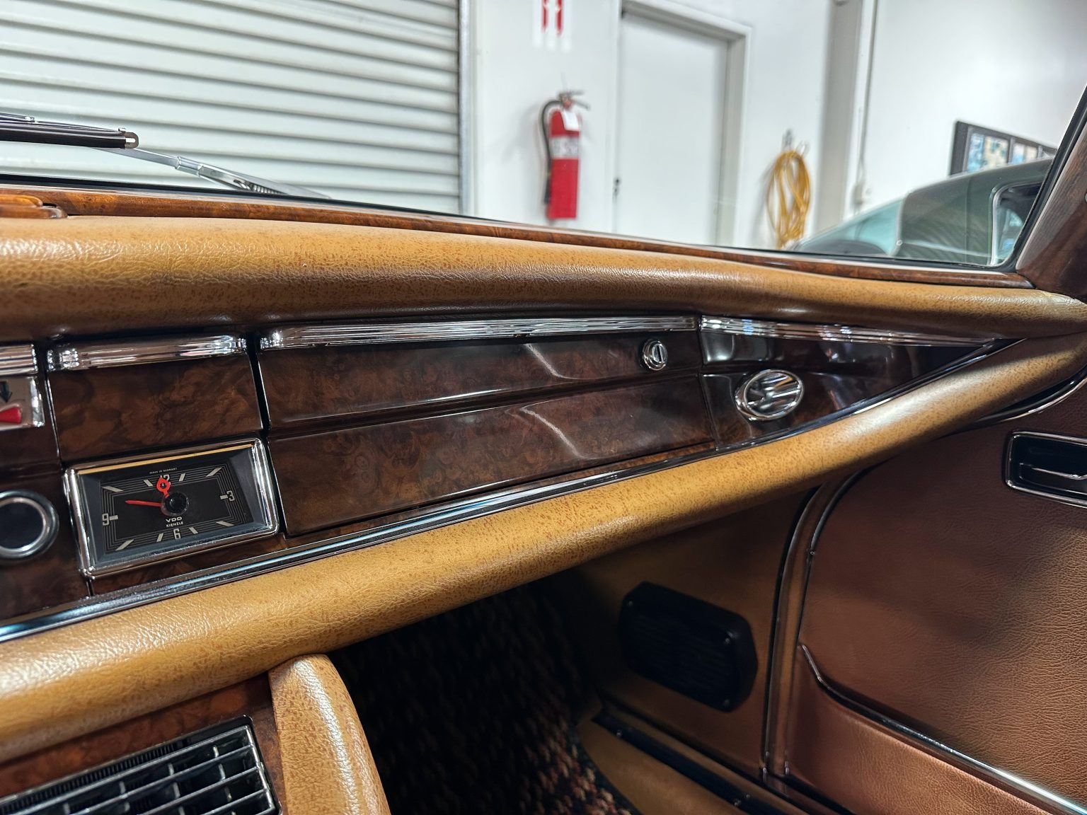 C&B 1971 Green Mercedas Benz 280SE 9548