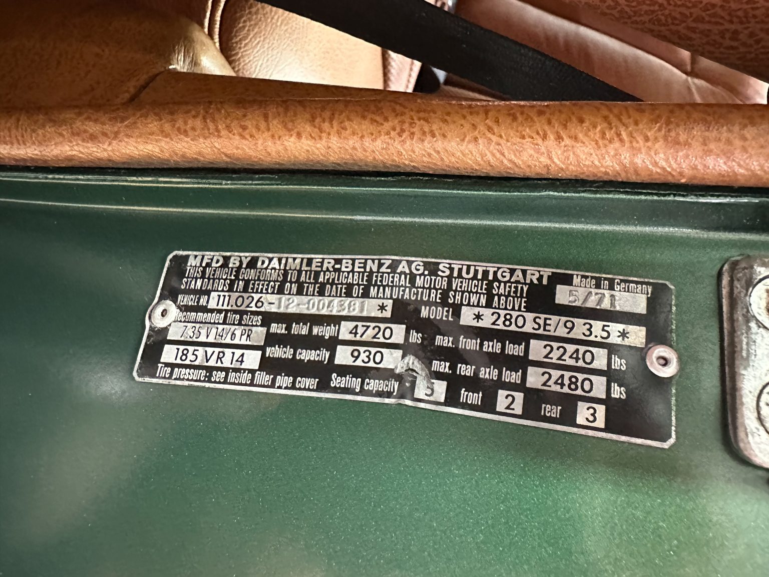 C&B 1971 Green Mercedas Benz 280SE 9558