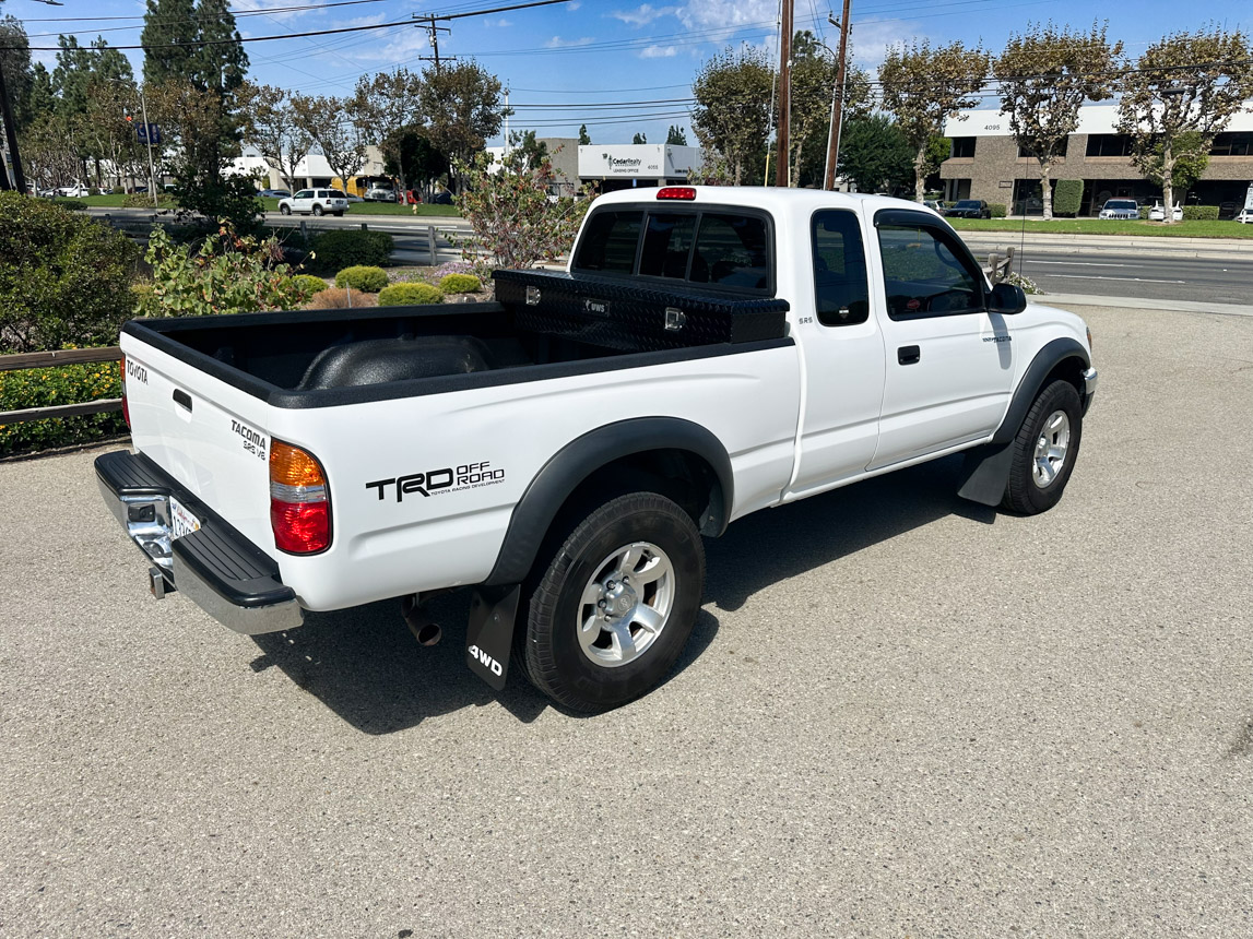 2002 Toyota Tocoma SR5 V6 Pickup 8274
