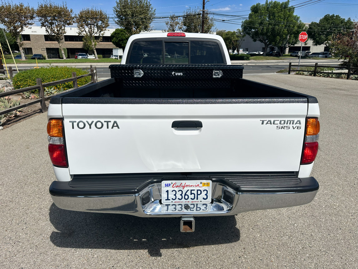 2002 Toyota Tocoma SR5 V6 Pickup 8275