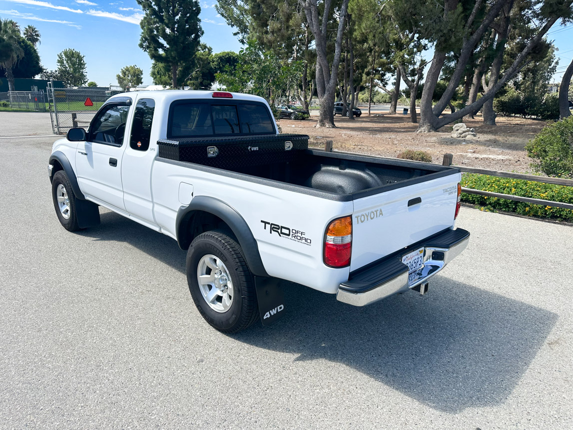 2002 Toyota Tocoma SR5 V6 Pickup 8280
