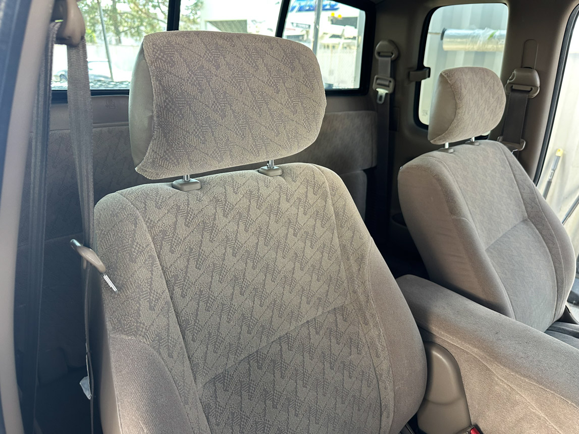 2002 Toyota Tocoma SR5 V6 Pickup 8328