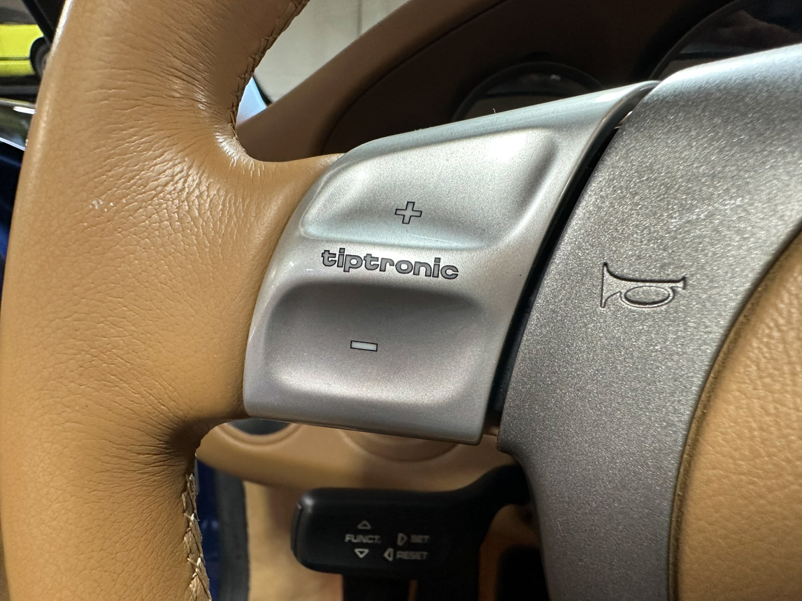 2006 Blue Porsche 911 Cabriolet 7952