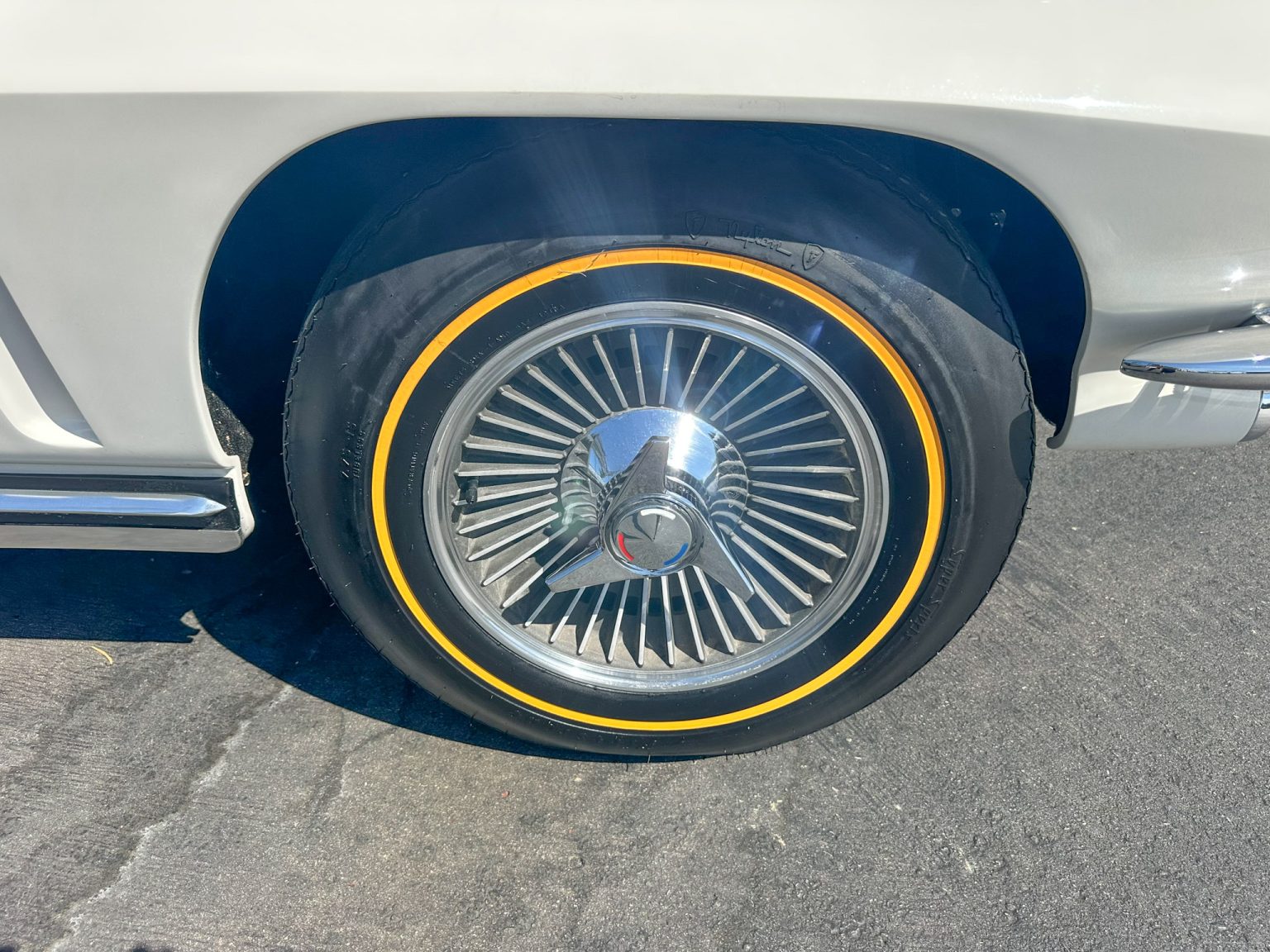 BaT 1965 White Corvette Big Tank 350 Hp AC 8121