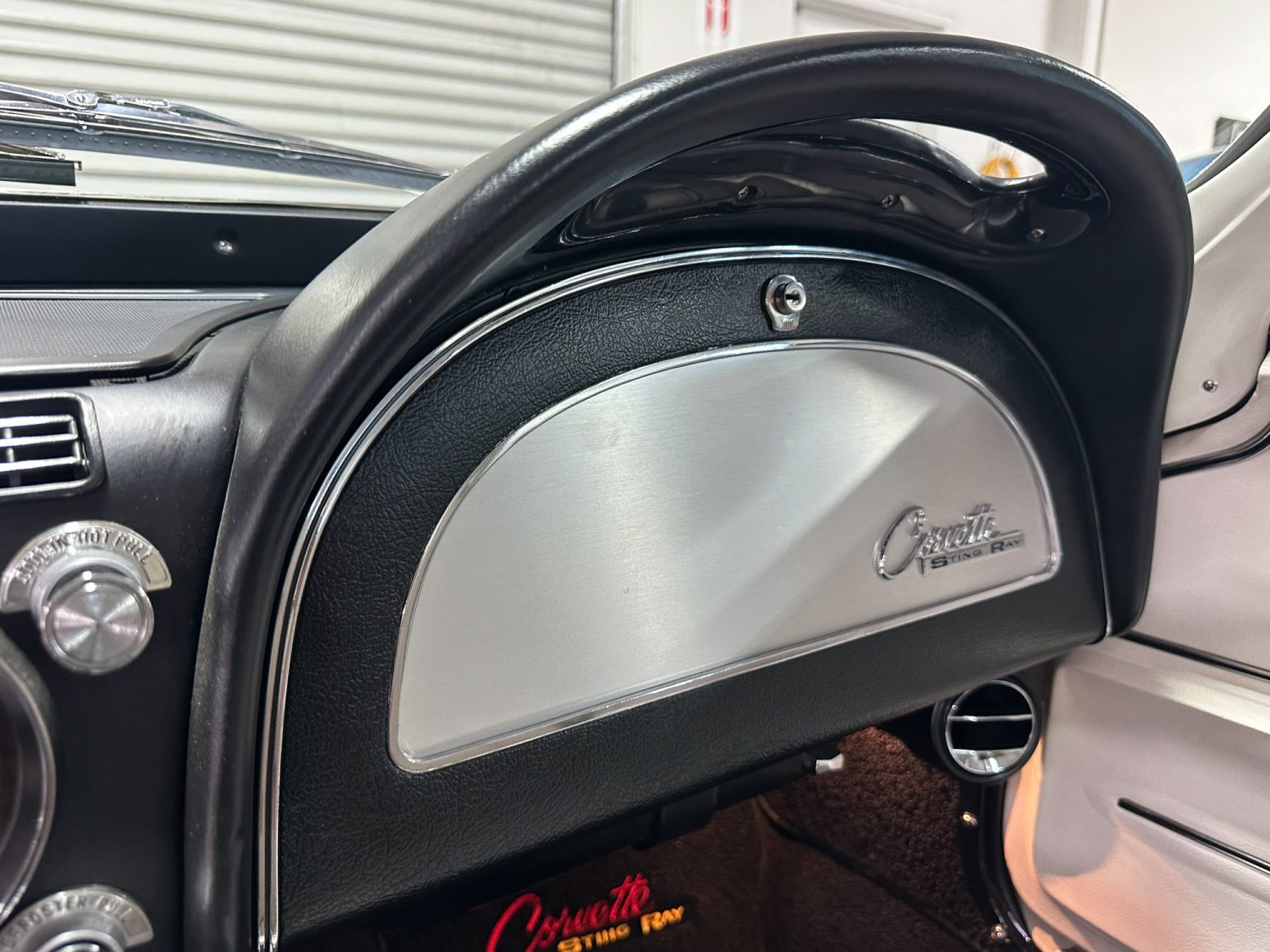 BaT 1965 White Corvette Big Tank 350 Hp AC 8146